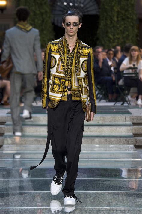 versace summer 2018 mens|Versace Men's Spring.